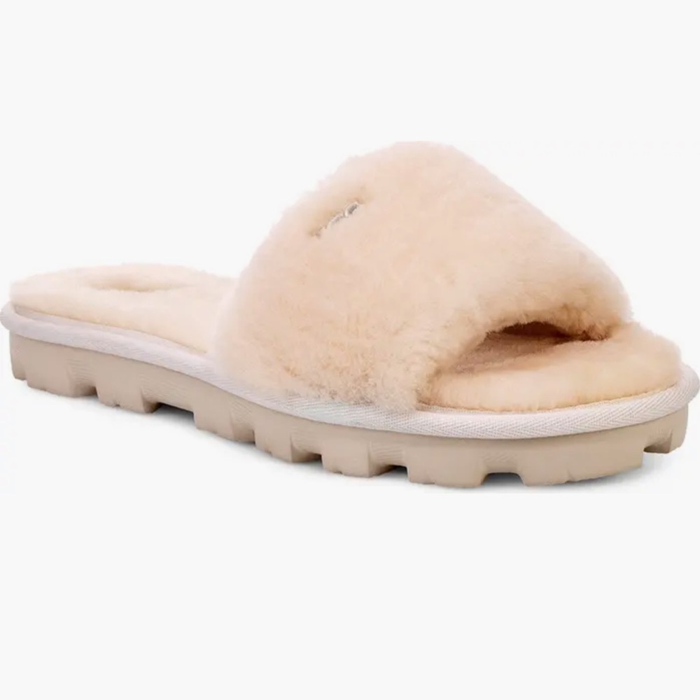 UGG Cozette Genuine Shearling Slipper (Women)